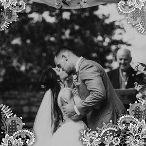 Meet your Posher, Casey